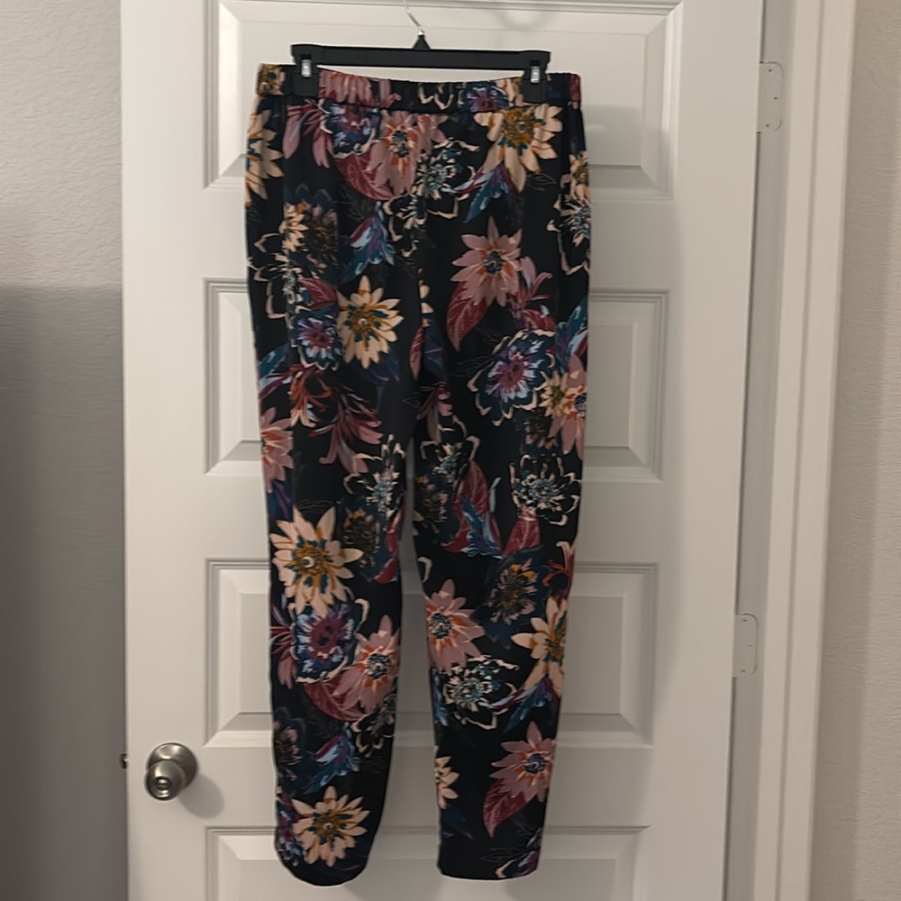 Vero Moda Dark Floral ankle Pants SZ 8 pull on elastic waist career wear casual - Picture 2 of 12